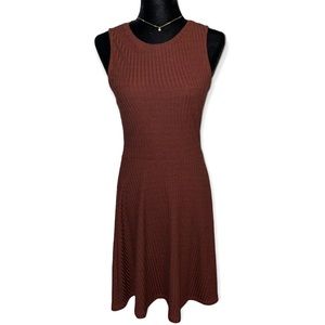 Apt. 9 Deep Burgundy Ribbed Dress, size xs